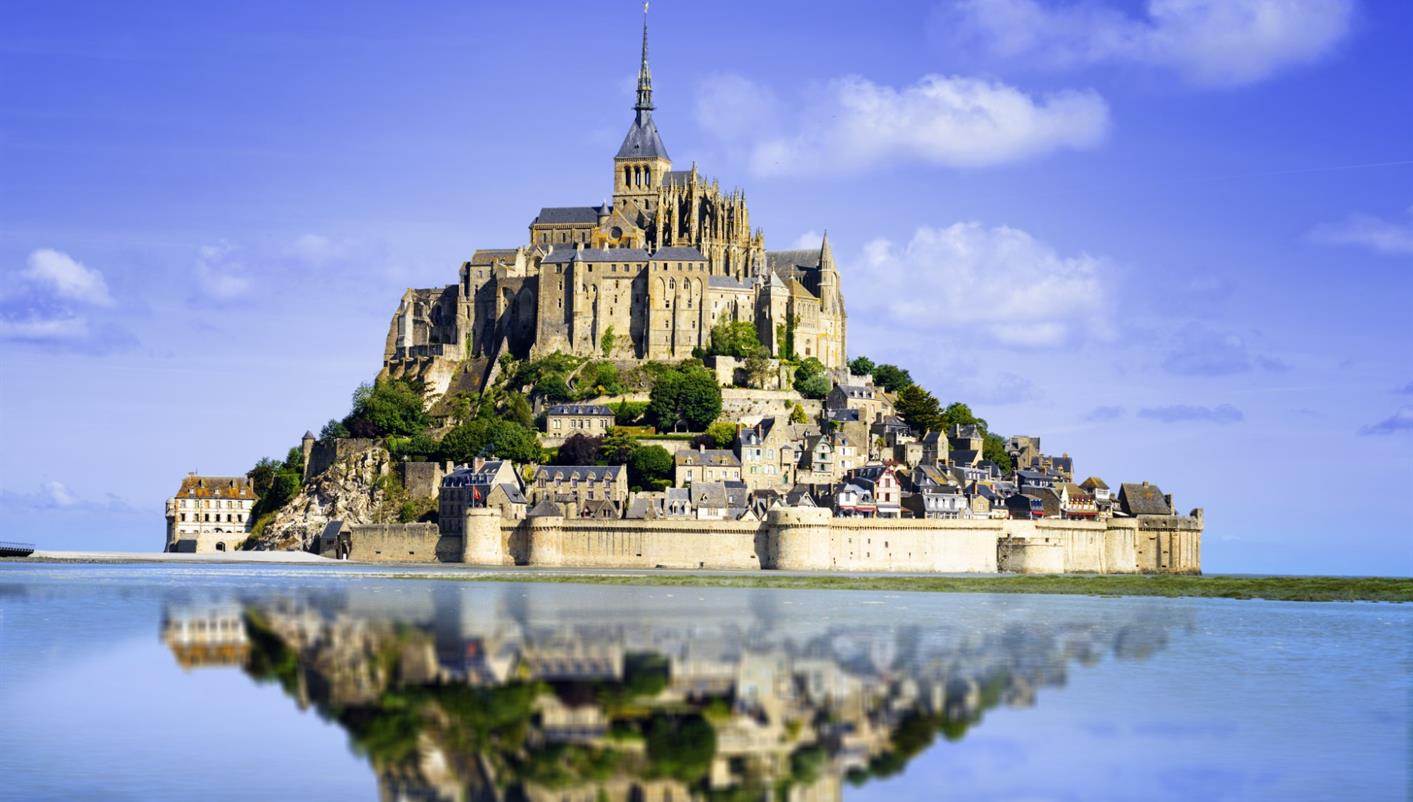 header picture of tour Normandy, Brittany, Mont Saint Michel and Loire Castles